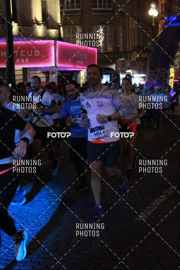 Buy your photos of the eventS�o Silvestre Porto 2019 on Fotop