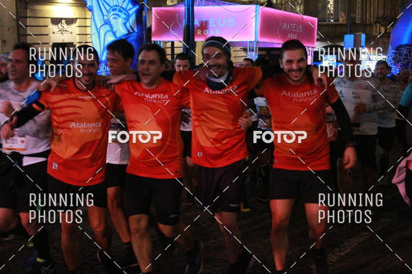 Buy your photos of the eventS�o Silvestre Porto 2019 on Fotop