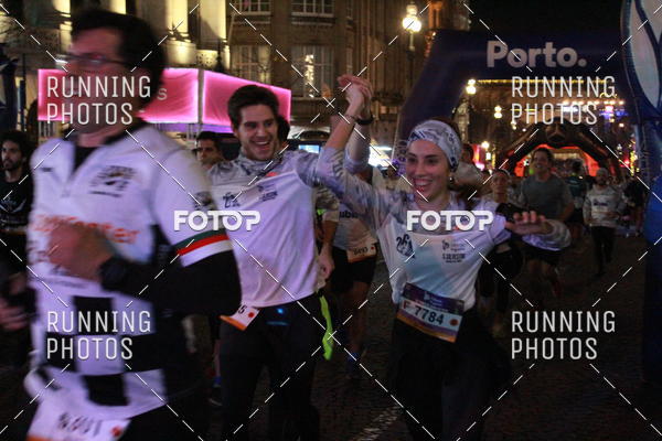 Buy your photos of the eventS�o Silvestre Porto 2019 on Fotop