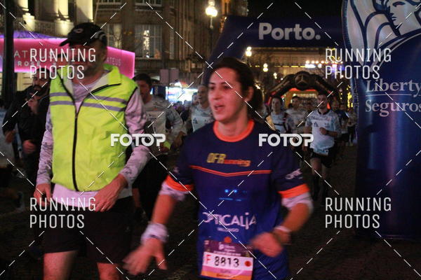 Buy your photos of the eventS�o Silvestre Porto 2019 on Fotop