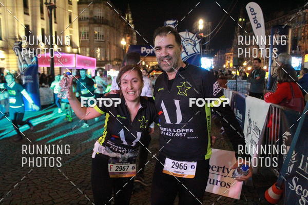 Buy your photos of the eventS�o Silvestre Porto 2019 on Fotop