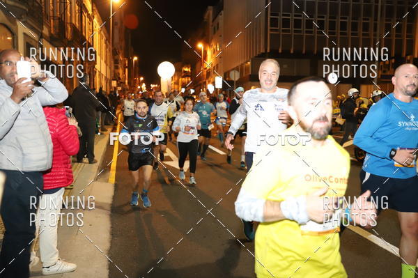 Buy your photos of the eventS�o Silvestre Porto 2019 on Fotop