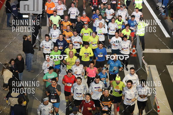 Buy your photos of the eventS�o Silvestre Porto 2019 on Fotop