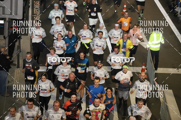 Buy your photos of the eventS�o Silvestre Porto 2019 on Fotop