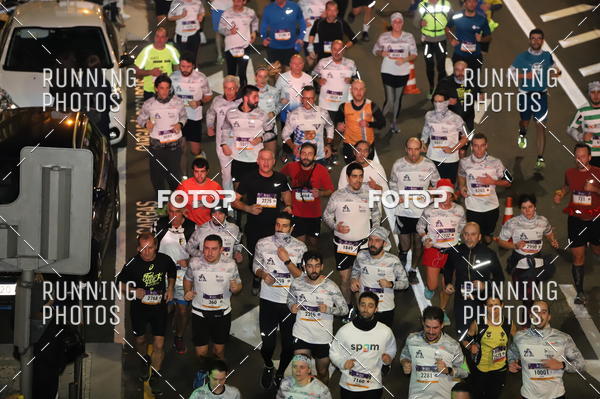 Buy your photos of the eventS�o Silvestre Porto 2019 on Fotop