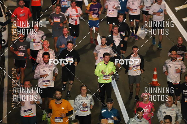 Buy your photos of the eventS�o Silvestre Porto 2019 on Fotop