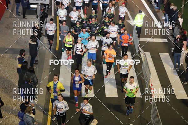 Buy your photos of the eventS�o Silvestre Porto 2019 on Fotop