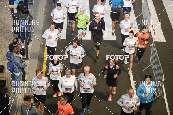 Buy your photos of the eventS�o Silvestre Porto 2019 on Fotop