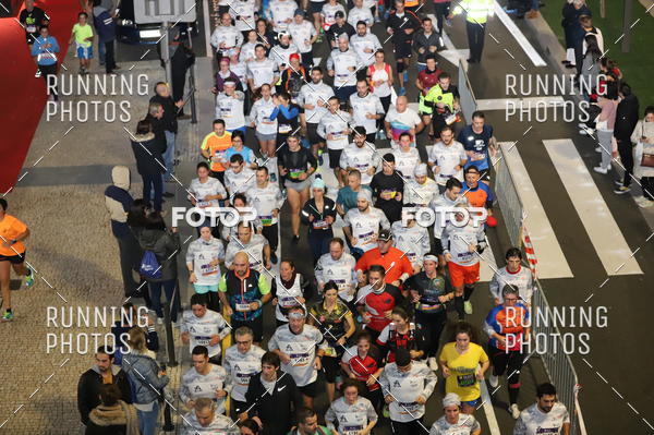 Buy your photos of the eventS�o Silvestre Porto 2019 on Fotop