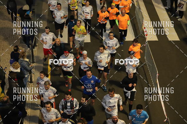 Buy your photos of the eventS�o Silvestre Porto 2019 on Fotop