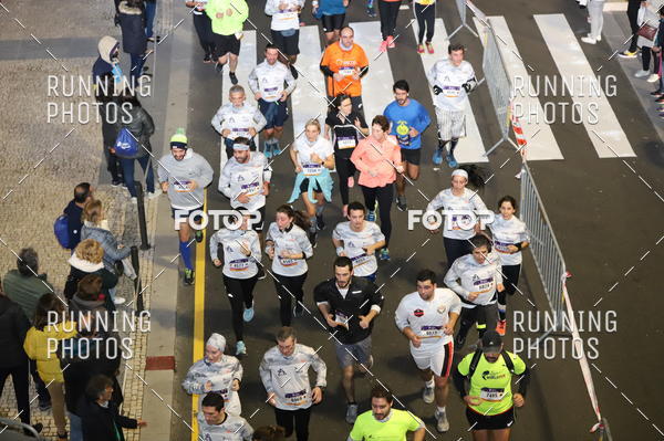 Buy your photos of the eventS�o Silvestre Porto 2019 on Fotop