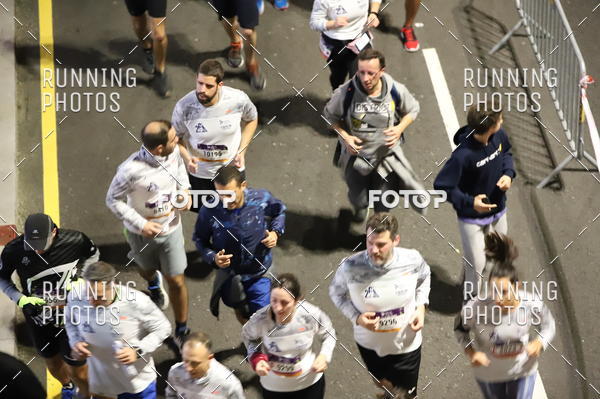 Buy your photos of the eventS�o Silvestre Porto 2019 on Fotop