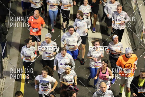 Buy your photos of the eventS�o Silvestre Porto 2019 on Fotop