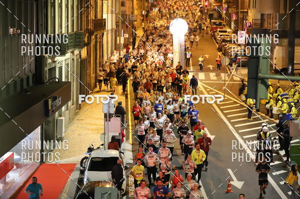 Buy your photos of the eventS�o Silvestre Porto 2019 on Fotop
