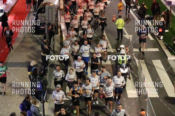 Buy your photos of the eventS�o Silvestre Porto 2019 on Fotop