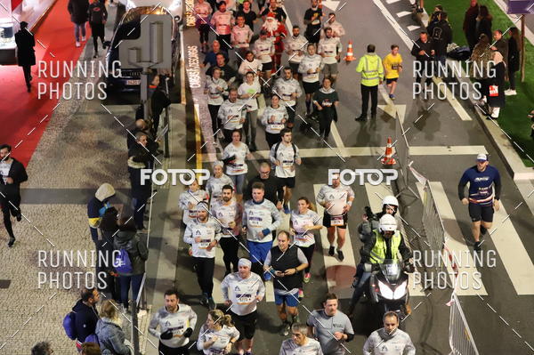 Buy your photos of the eventS�o Silvestre Porto 2019 on Fotop