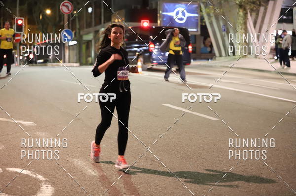 Buy your photos of the eventS�o Silvestre Porto 2019 on Fotop