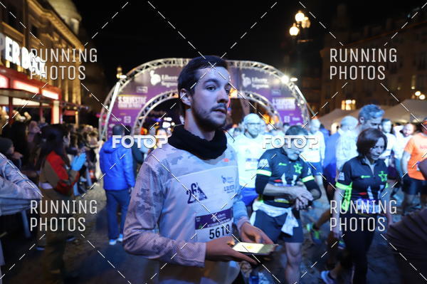Buy your photos of the eventS�o Silvestre Porto 2019 on Fotop