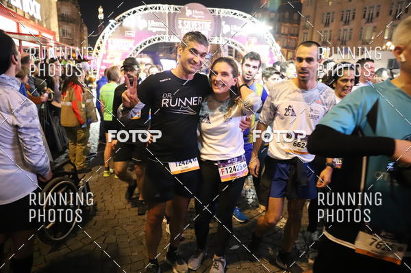 Buy your photos of the eventS�o Silvestre Porto 2019 on Fotop