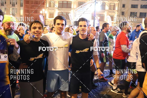 Buy your photos of the eventS�o Silvestre Porto 2019 on Fotop