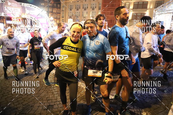 Buy your photos of the eventS�o Silvestre Porto 2019 on Fotop