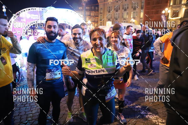 Buy your photos of the eventS�o Silvestre Porto 2019 on Fotop