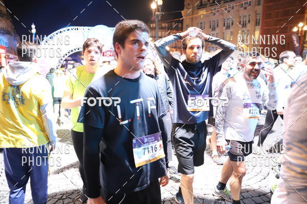 Buy your photos of the eventS�o Silvestre Porto 2019 on Fotop