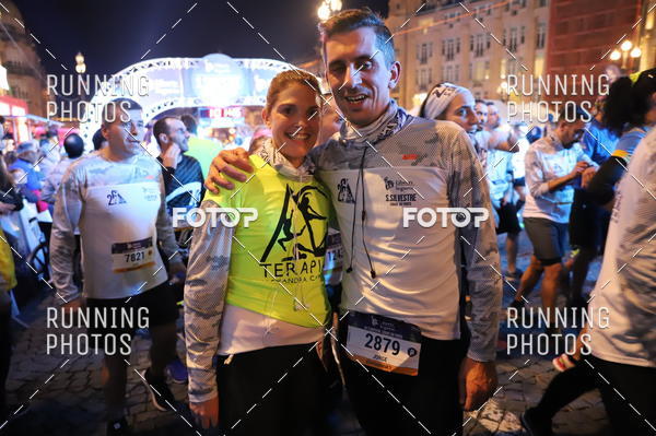 Buy your photos of the eventS�o Silvestre Porto 2019 on Fotop