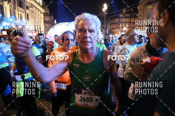 Buy your photos of the eventS�o Silvestre Porto 2019 on Fotop