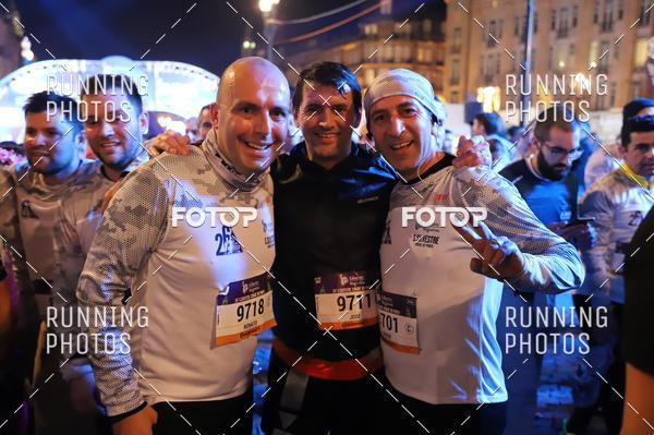 Buy your photos of the eventS�o Silvestre Porto 2019 on Fotop