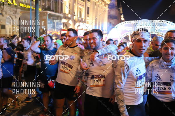 Buy your photos of the eventS�o Silvestre Porto 2019 on Fotop