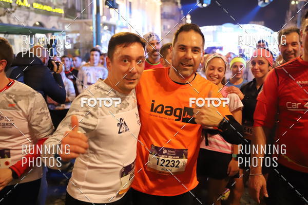 Buy your photos of the eventS�o Silvestre Porto 2019 on Fotop