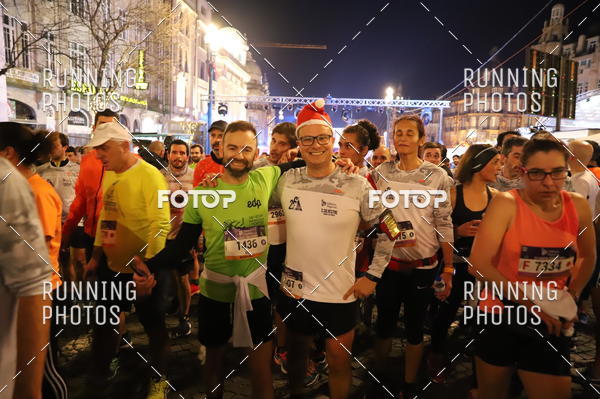 Buy your photos of the eventS�o Silvestre Porto 2019 on Fotop