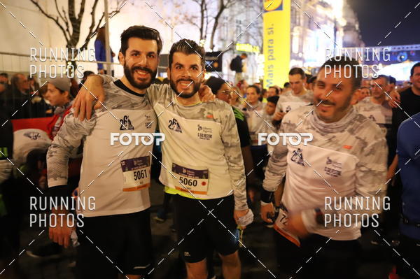 Buy your photos of the eventS�o Silvestre Porto 2019 on Fotop
