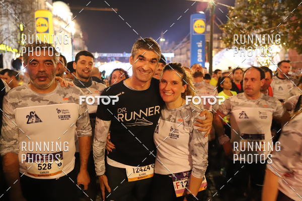 Buy your photos of the eventS�o Silvestre Porto 2019 on Fotop