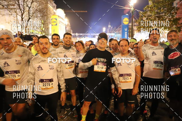 Buy your photos of the eventS�o Silvestre Porto 2019 on Fotop