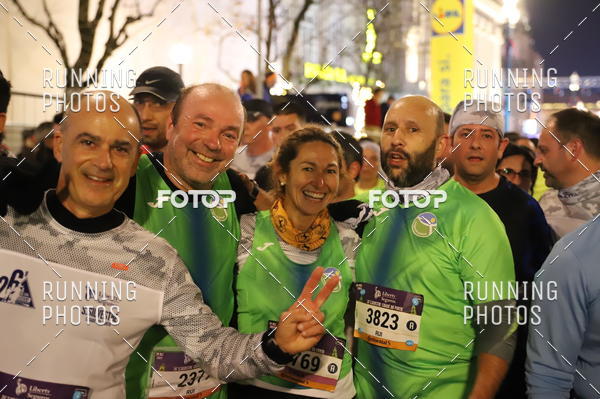 Buy your photos of the eventS�o Silvestre Porto 2019 on Fotop