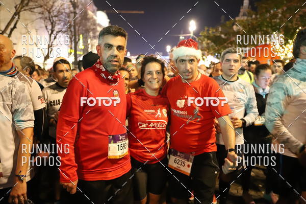 Buy your photos of the eventS�o Silvestre Porto 2019 on Fotop