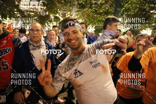 Buy your photos of the eventS�o Silvestre Porto 2019 on Fotop