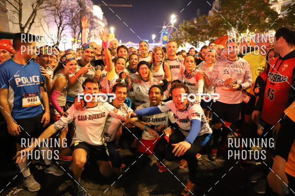 Buy your photos of the eventS�o Silvestre Porto 2019 on Fotop
