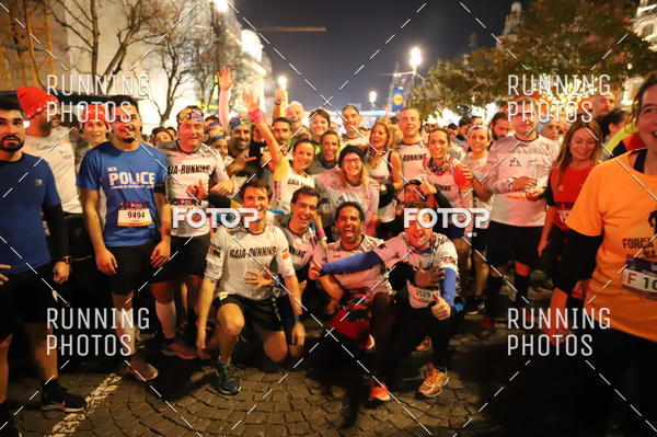 Buy your photos of the eventS�o Silvestre Porto 2019 on Fotop