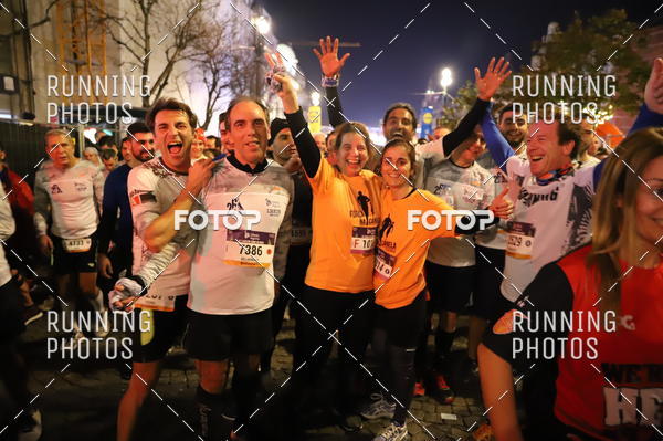 Buy your photos of the eventS�o Silvestre Porto 2019 on Fotop