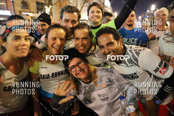 Buy your photos of the eventS�o Silvestre Porto 2019 on Fotop