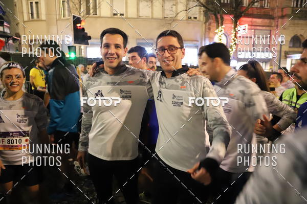 Buy your photos of the eventS�o Silvestre Porto 2019 on Fotop