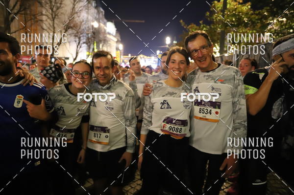 Buy your photos of the eventS�o Silvestre Porto 2019 on Fotop