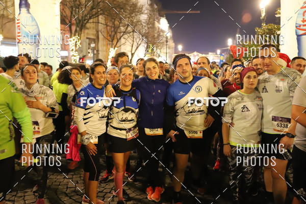 Buy your photos of the eventS�o Silvestre Porto 2019 on Fotop