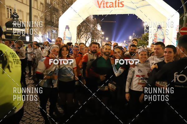 Buy your photos of the eventS�o Silvestre Porto 2019 on Fotop