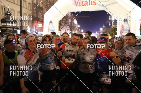 Buy your photos of the eventS�o Silvestre Porto 2019 on Fotop