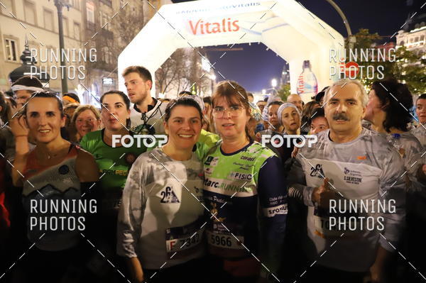 Buy your photos of the eventS�o Silvestre Porto 2019 on Fotop