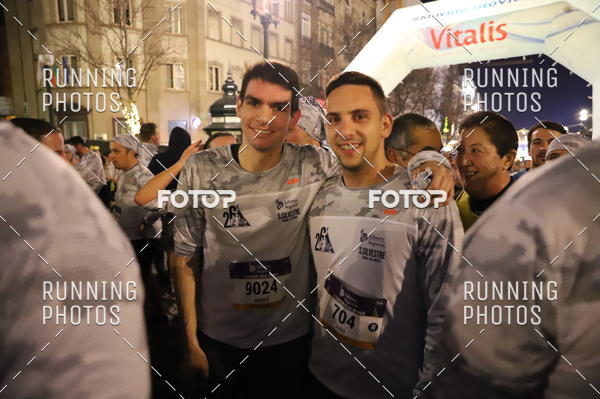 Buy your photos of the eventS�o Silvestre Porto 2019 on Fotop